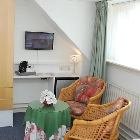 Oda ve Kahvaltı Bed And No Breakfast Joy