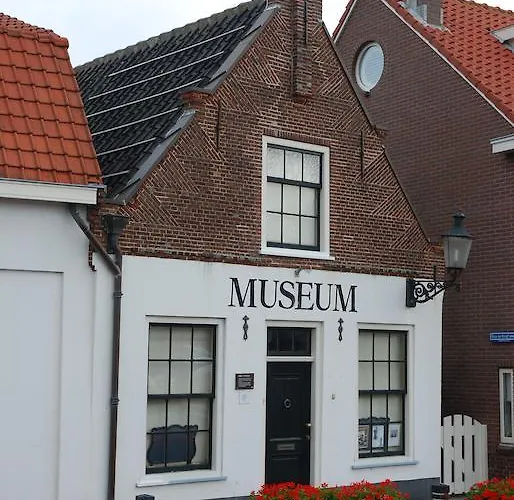 Bed & Breakfast Bed And No Breakfast Joy 3*