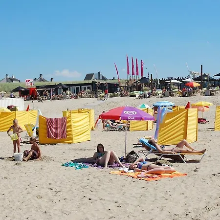 B&B Bed And No Breakfast Joy