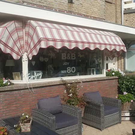 Bed And No Breakfast Joy 3*